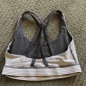 lululemon size 4 Energy sports bra